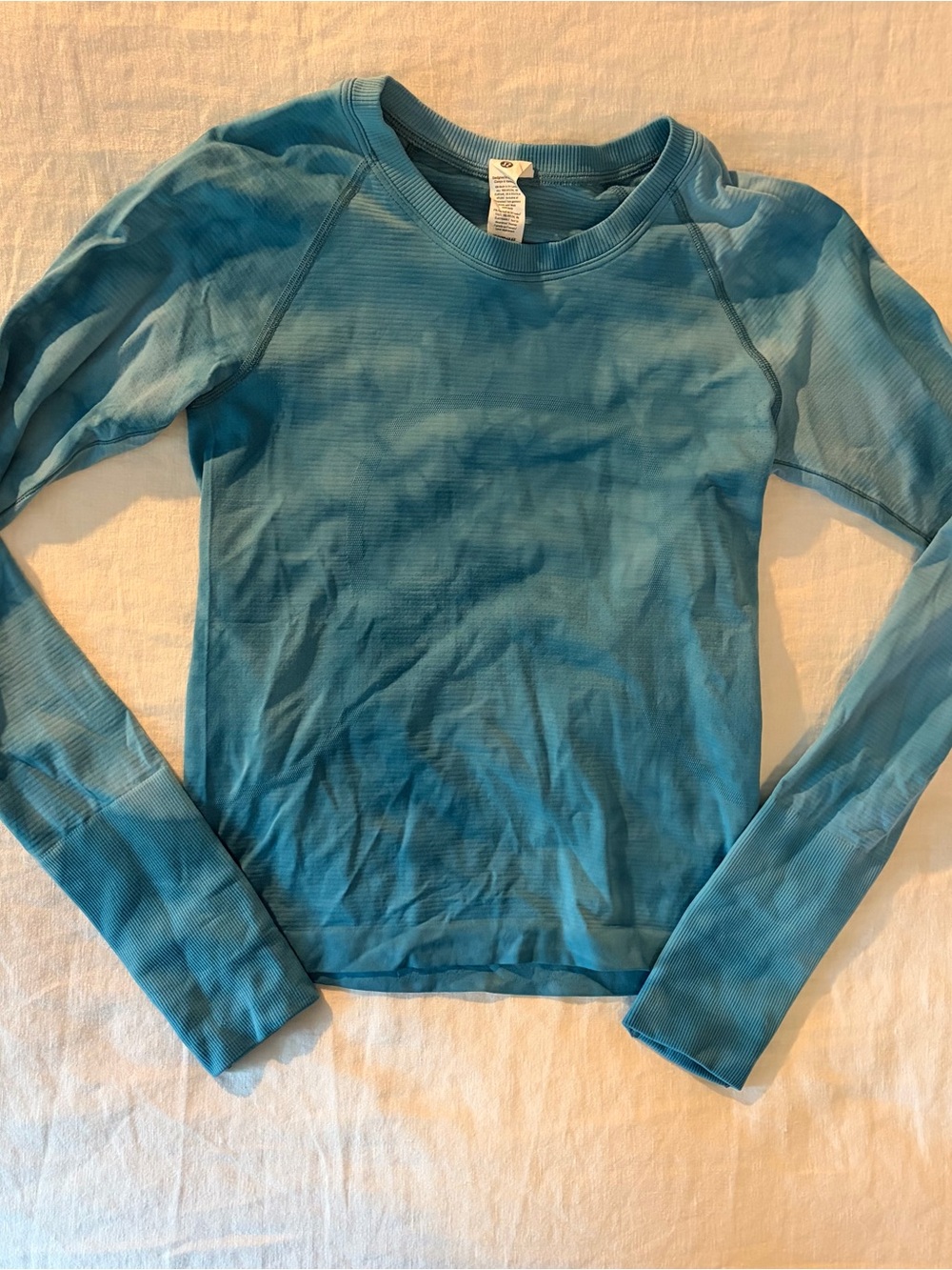 lululemon athletica Teal Blue Long-Sleeve Seamless Top